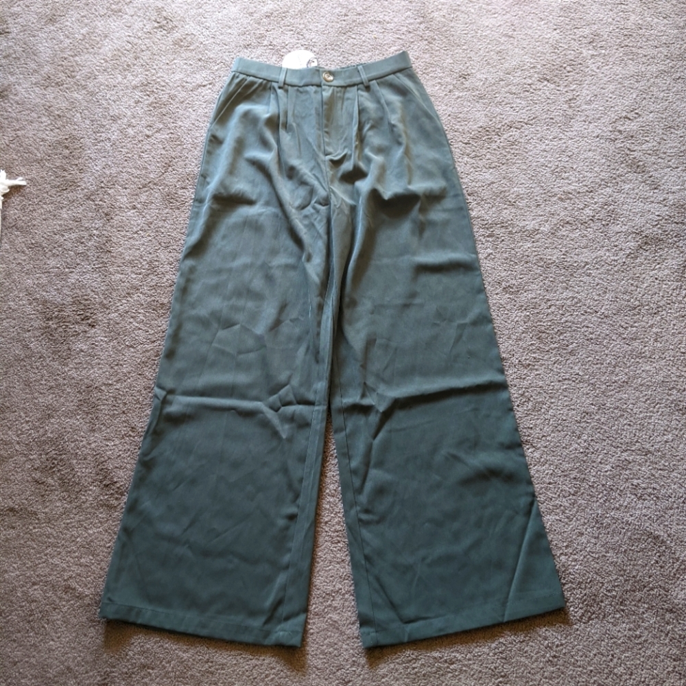 The Jorah Pleated Trouser